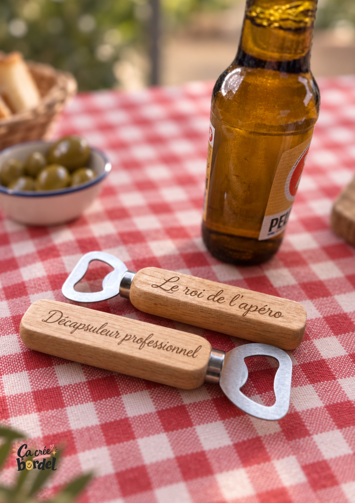 Décapsuleur en bois gravé - Message humoristique personnalisé